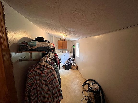 Laundry room/Mud room 