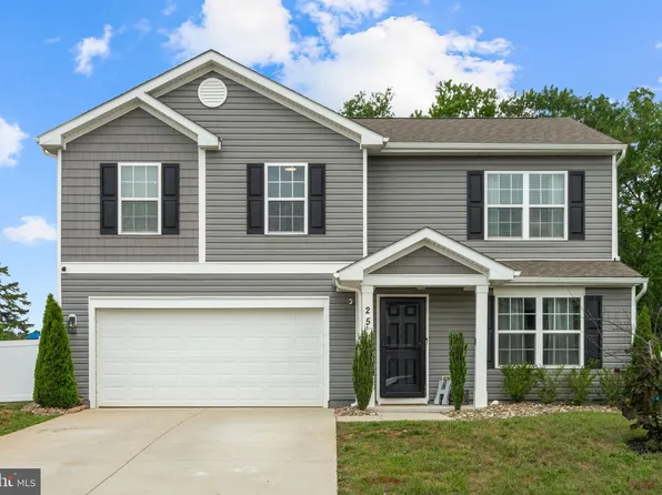 25 Wilson Dr, Berryville, VA 22611