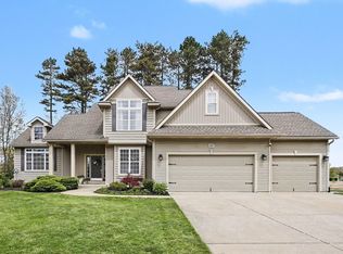 1037 Chaucer Ave, Portage, MI 49002