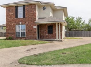 504 Thornton Ct, College Station, TX 77840