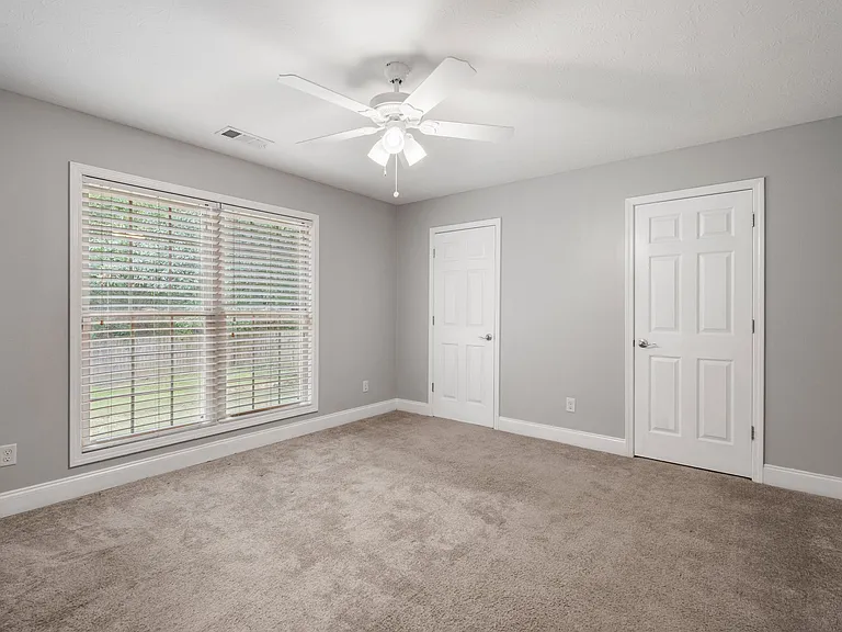 6204 Perry Ave — Photo 11