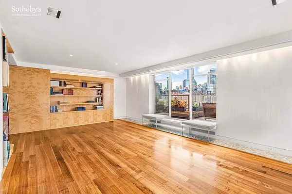 Sold by Sotheby's International Realty | media 8