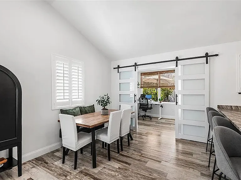 14024 N Bayshore Dr — Photo 12