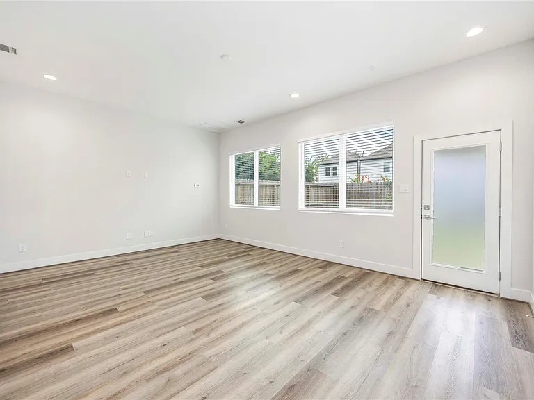 1411 Bigelow St — Photo 5