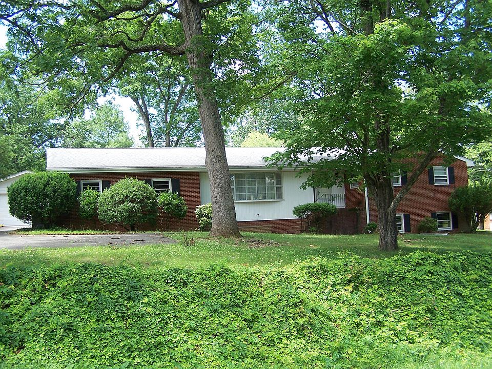 1st image of 1763 Driftwood Ln SW