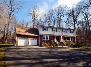 19 Cypress St, Tenafly, NJ 07670