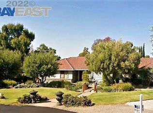 23054 La Casa Ct, Tracy, CA 95304