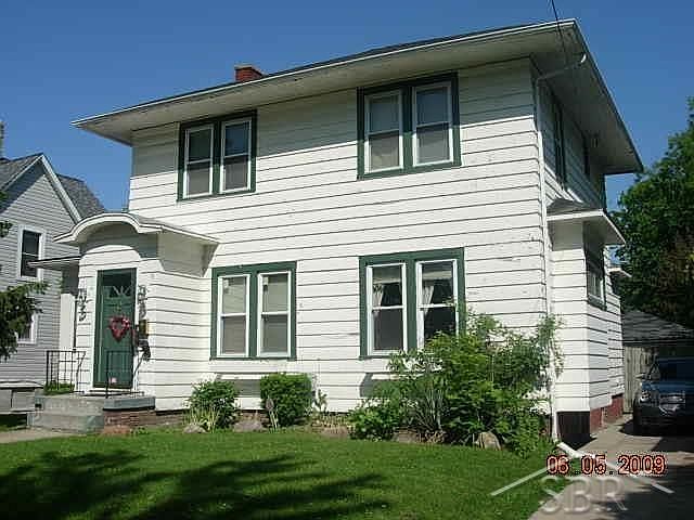 1st image of 611 S Mason St