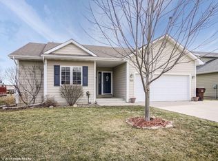 1104 N 9th St, Indianola, IA 50125
