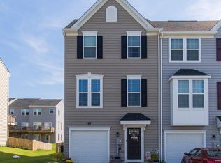 110 Quebec Ct, Falling Waters, WV 25419