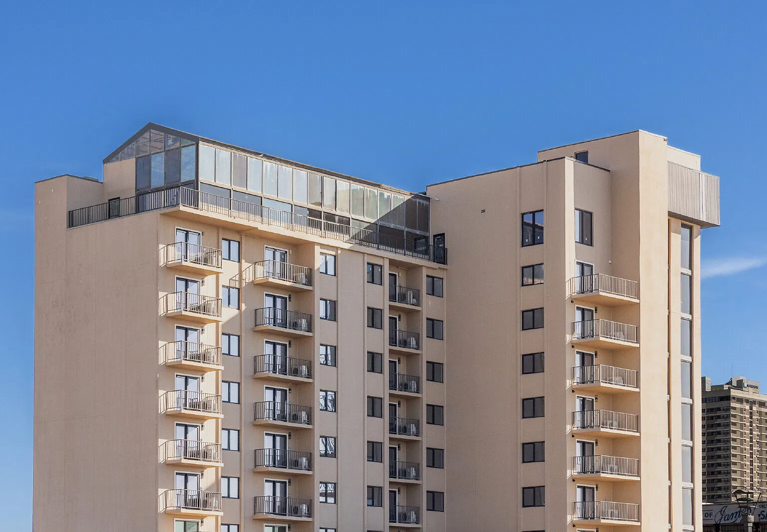 1 bed, 1.0 bath, 549 sqft, $1,650 — Photo 3