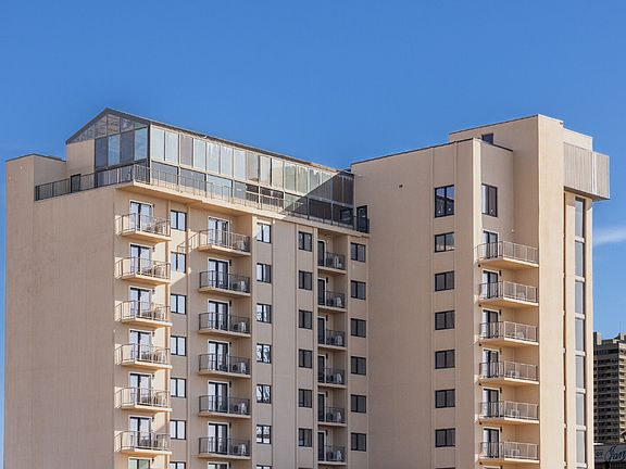 3rd image of 190 S Kentucky Ave #401
