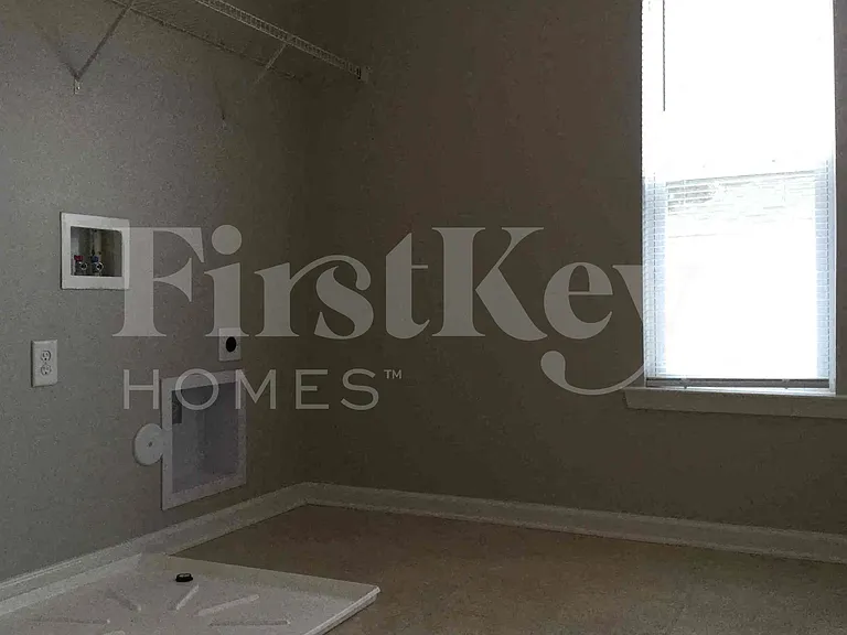 127 Colville Rd — Photo 28