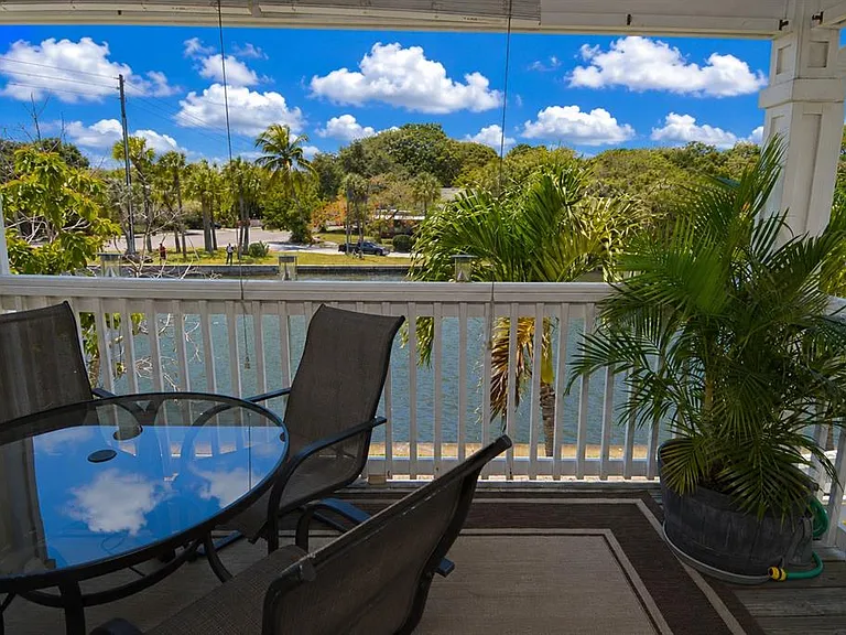 3889 Pompano Dr SE #C — Photo 35