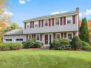 33 Otterson Rd, Londonderry, NH 03053