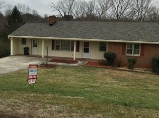 7136 Meadowbrook Rd, Lynchburg, VA 24502