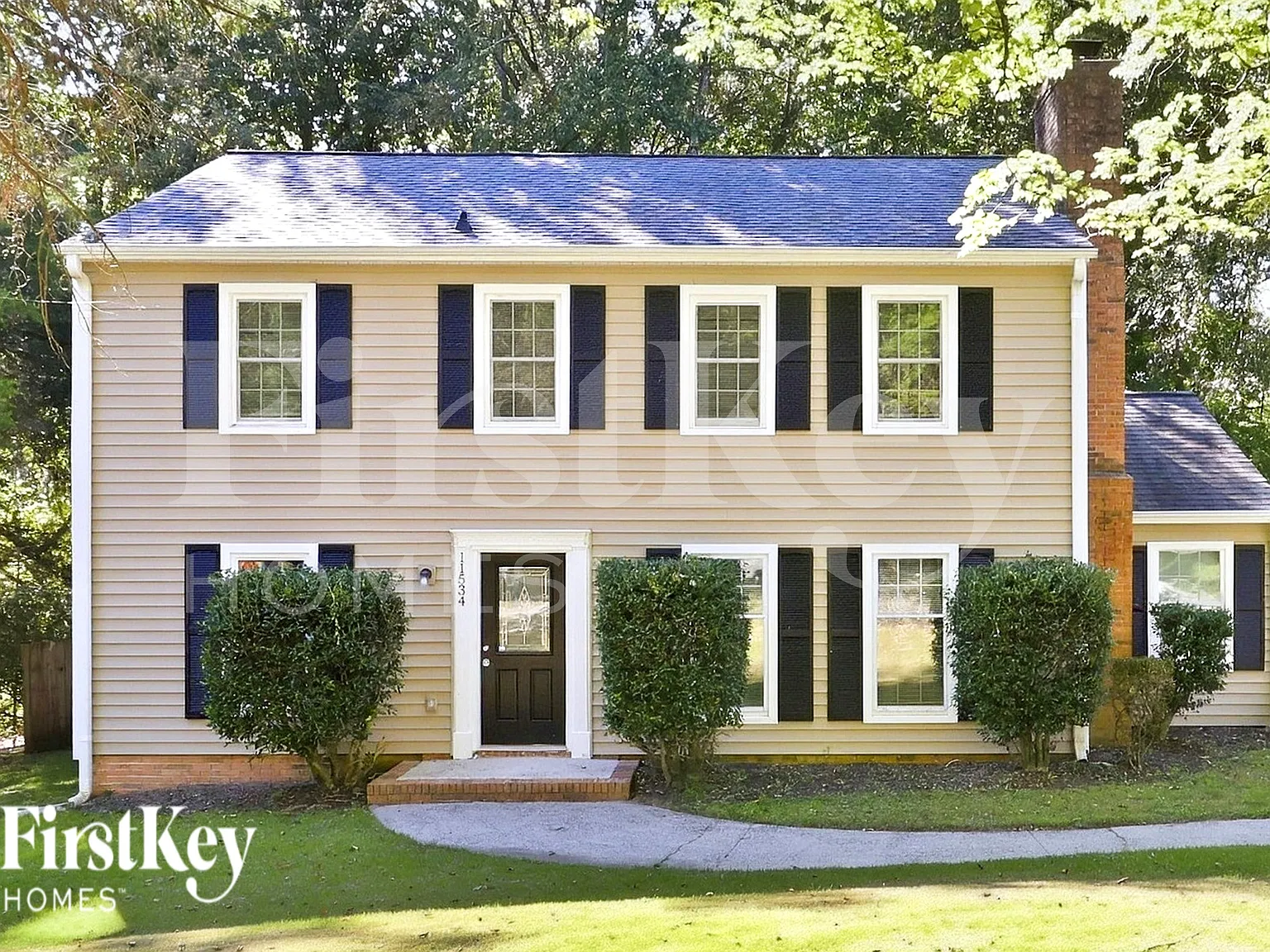 4 bed, 2.5 bath, 2016 sqft, $2,220 — Photo 1