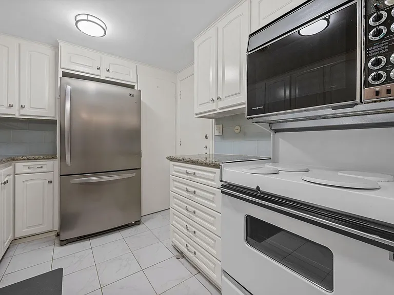 642 S Ripple Creek Dr #642 — Photo 8