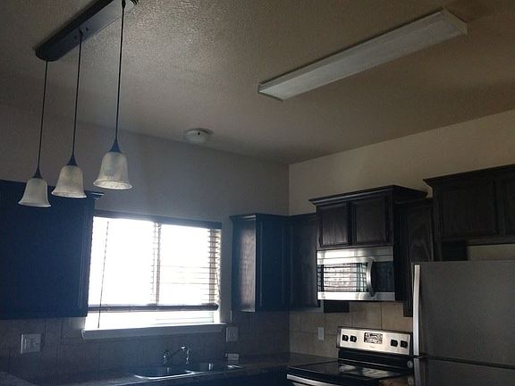 4th image of 1103 Grace Point Dr APT A