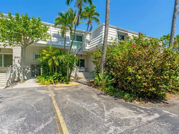 232 Seaview Dr #108, Key Biscayne, FL 33149