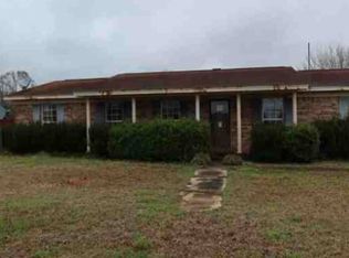 12494 Chumuckla Hwy, Jay, FL 32565