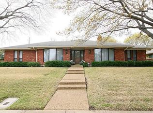 6168 Danbury Ln, Dallas, TX 75214