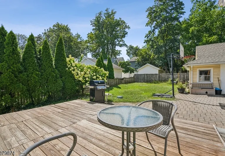 163 Myrtle Ave — Photo 45