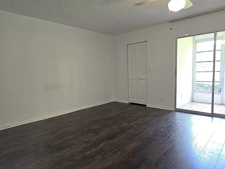 2803 Victoria Way #B1 — Photo 12