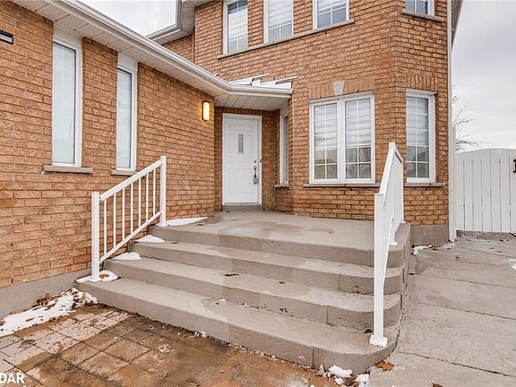 3rd image of 150 Esther Dr