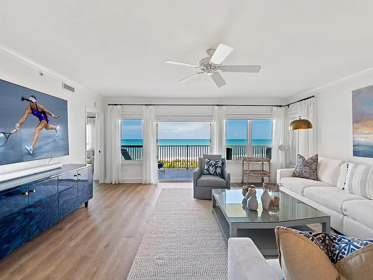 8820 S Sea Oaks Way #204 — Photo 3