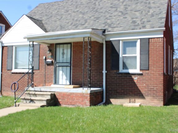 4th image of 9107 Roselawn St