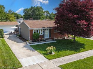 12869 Docksin Dr, Sterling Heights, MI 48313