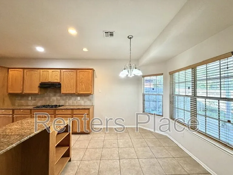 1012 S Desert Palm Ave — Photo 10