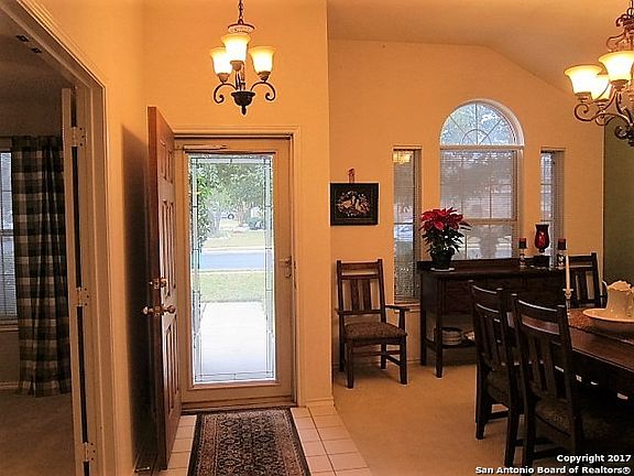 4th image of 11418 Fair Hollow Dr