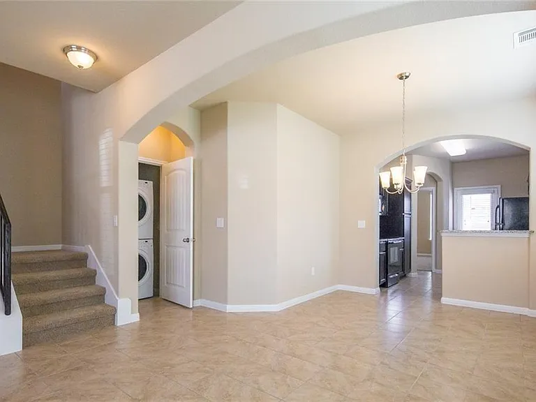 517 Katmai Cir — Photo 28