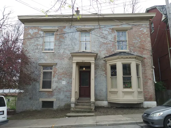 227 Albion Pl APT 8, Cincinnati, OH 45219
