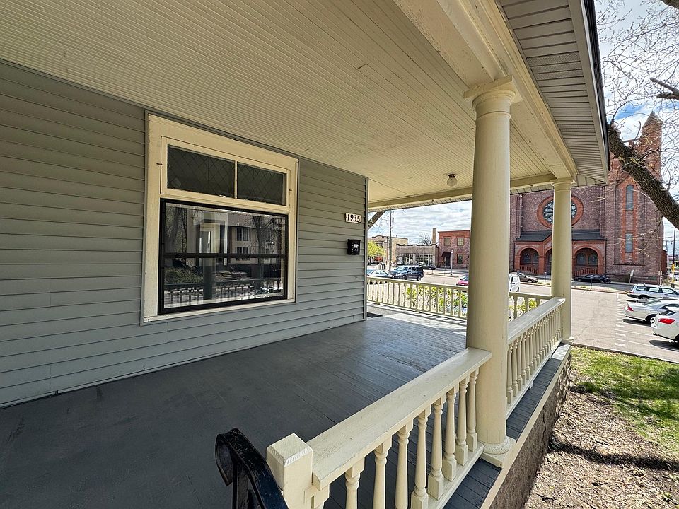1st image of 1935 Dupont Ave S #1