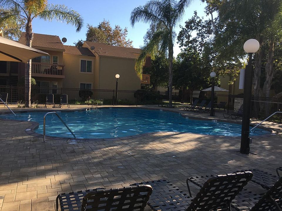 2nd image of 5978 Rancho Mission Rd Unit 273