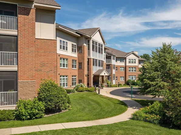 935 Ferndale St N Suite 112, Maplewood, MN 55119