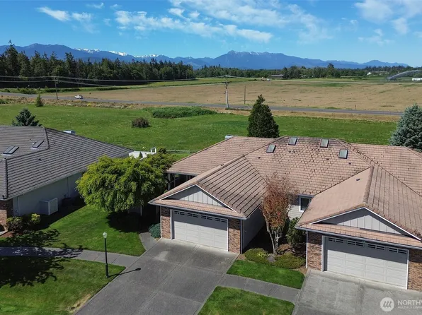40 Cascadia Loop, Sequim, WA 98382