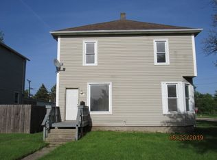 1498 S 3rd Ave, Kankakee, IL 60901