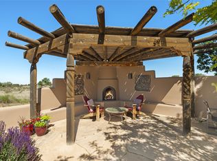 9 Carissa Rd, Santa Fe, NM 87508