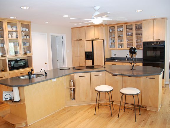 Custom Maple Kitchen 