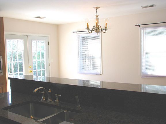 5th image of 7611 Lisle Ave