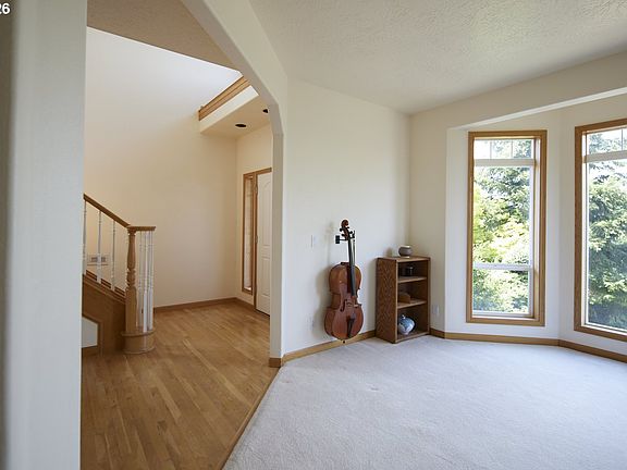 5th image of 22874 SW Martin Ct