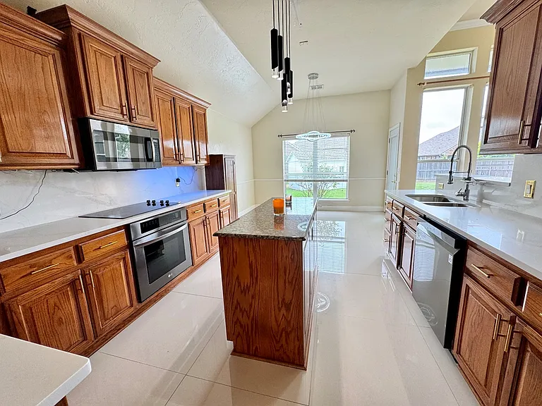 4409 Whitmere Ct — Photo 9