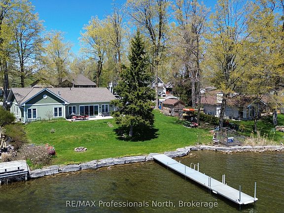 3rd image of 563 Dalhaven Rd