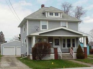 135 Courtland St, Elyria, OH 44035