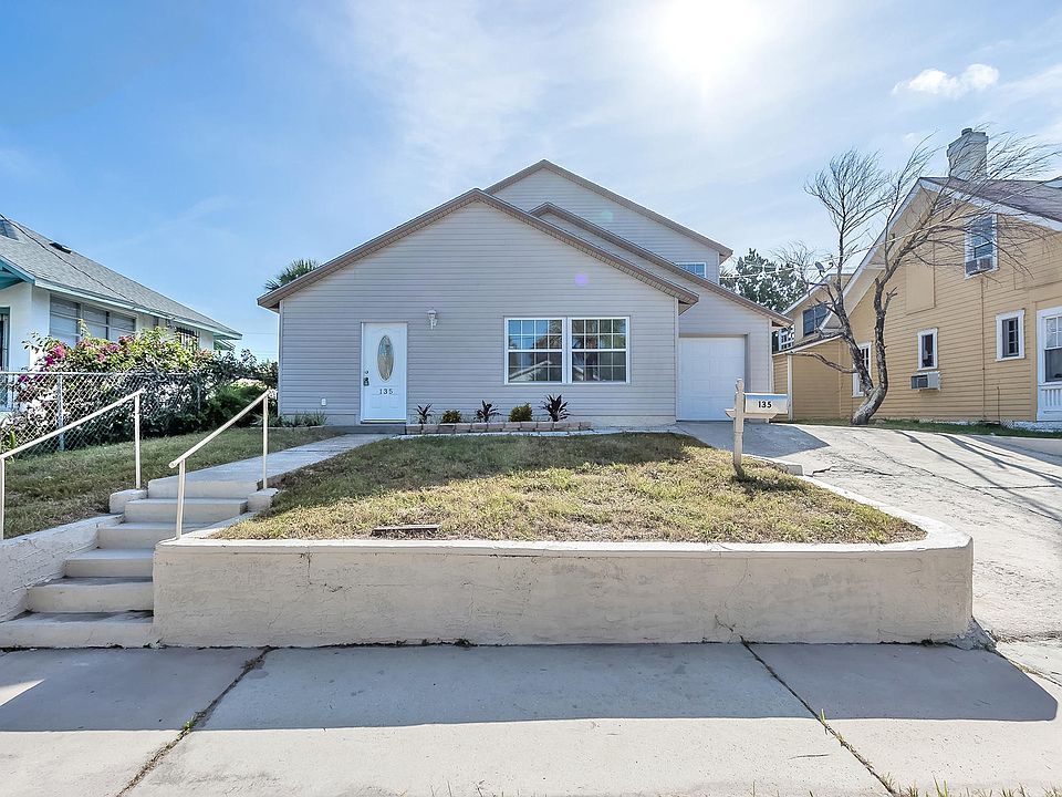 1st image of 135 S Oleander Ave