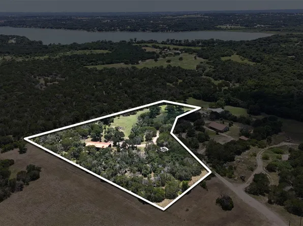 4674 Azle Hwy, Weatherford, TX 76085
